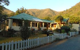 Fountain Baths Guest Cottages